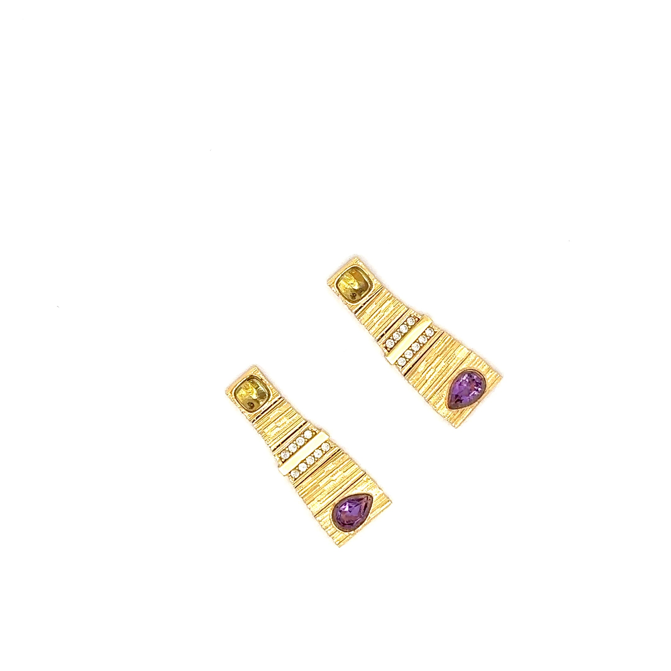 Yellow Gold Dangle Earrings with Pear-Shaped Amethyst Cabochons