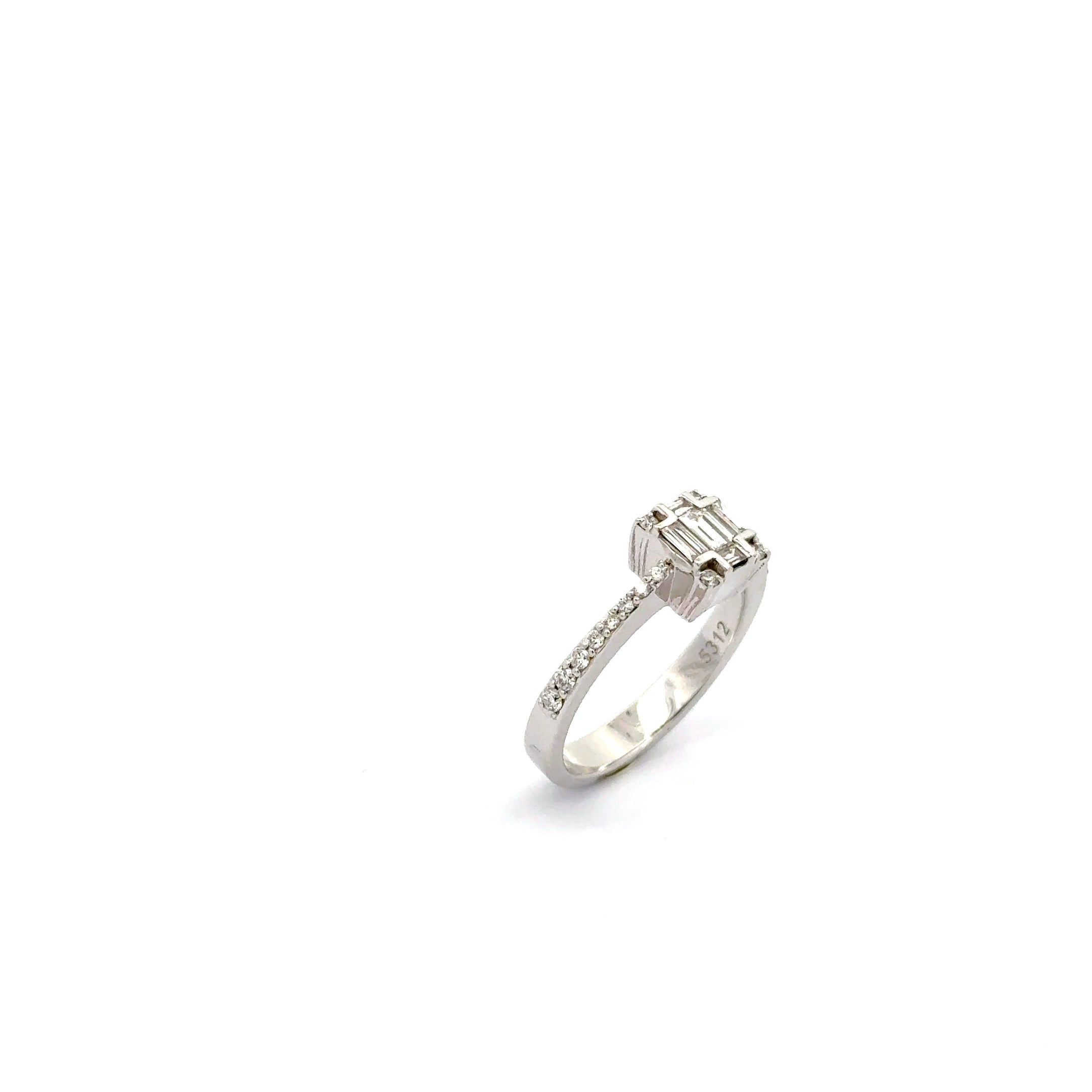 White Gold  Ring with Brilliant Square Cut Diamonds