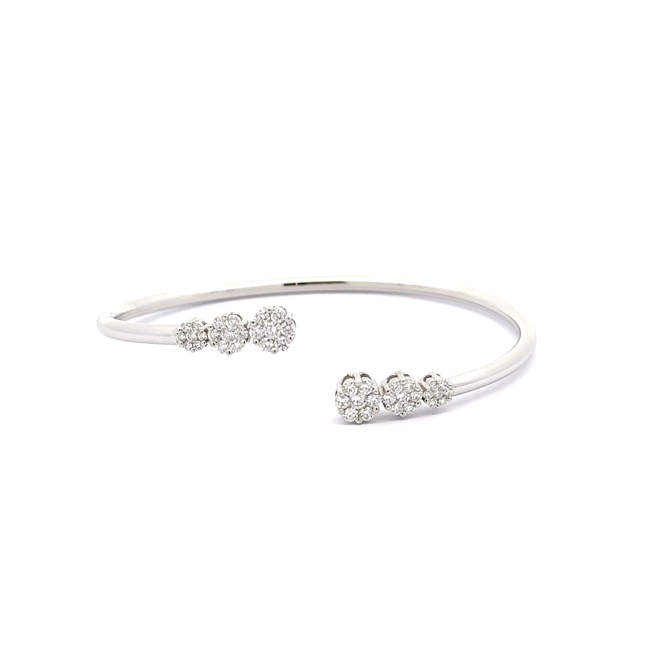 White Gold Bangle  with round Cut Diamond