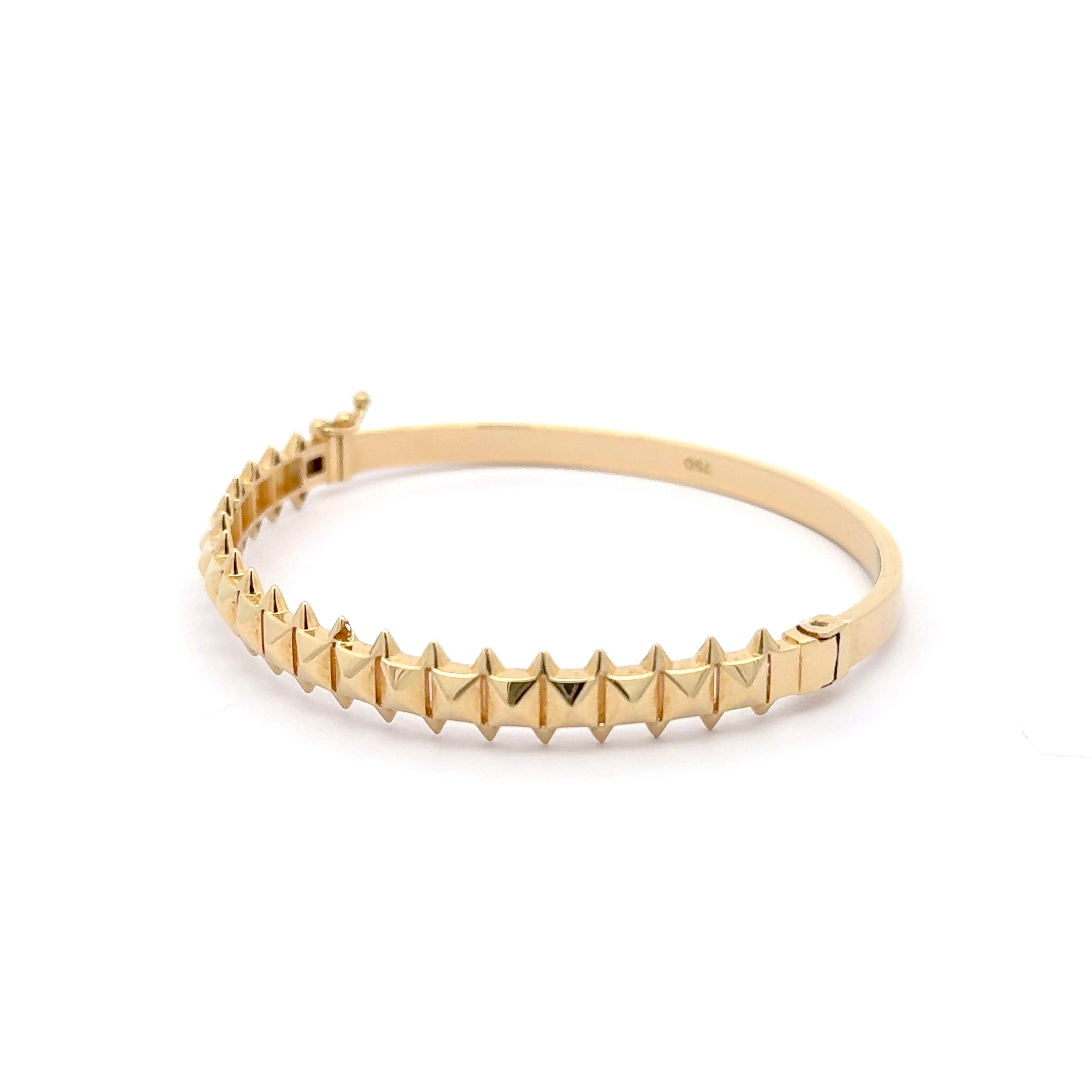 Elegant Yellow Gold Bangle Bracelet