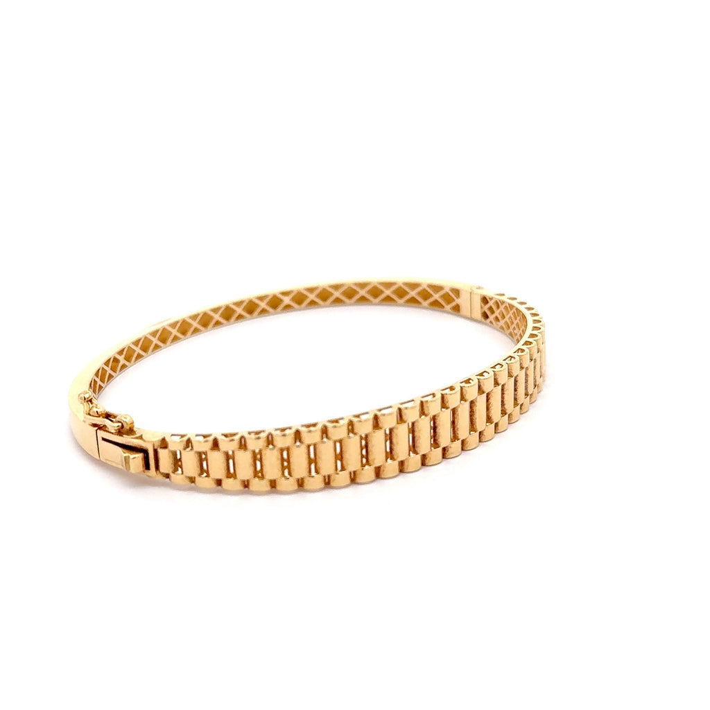 Classic Yellow Gold Hinged Bangle