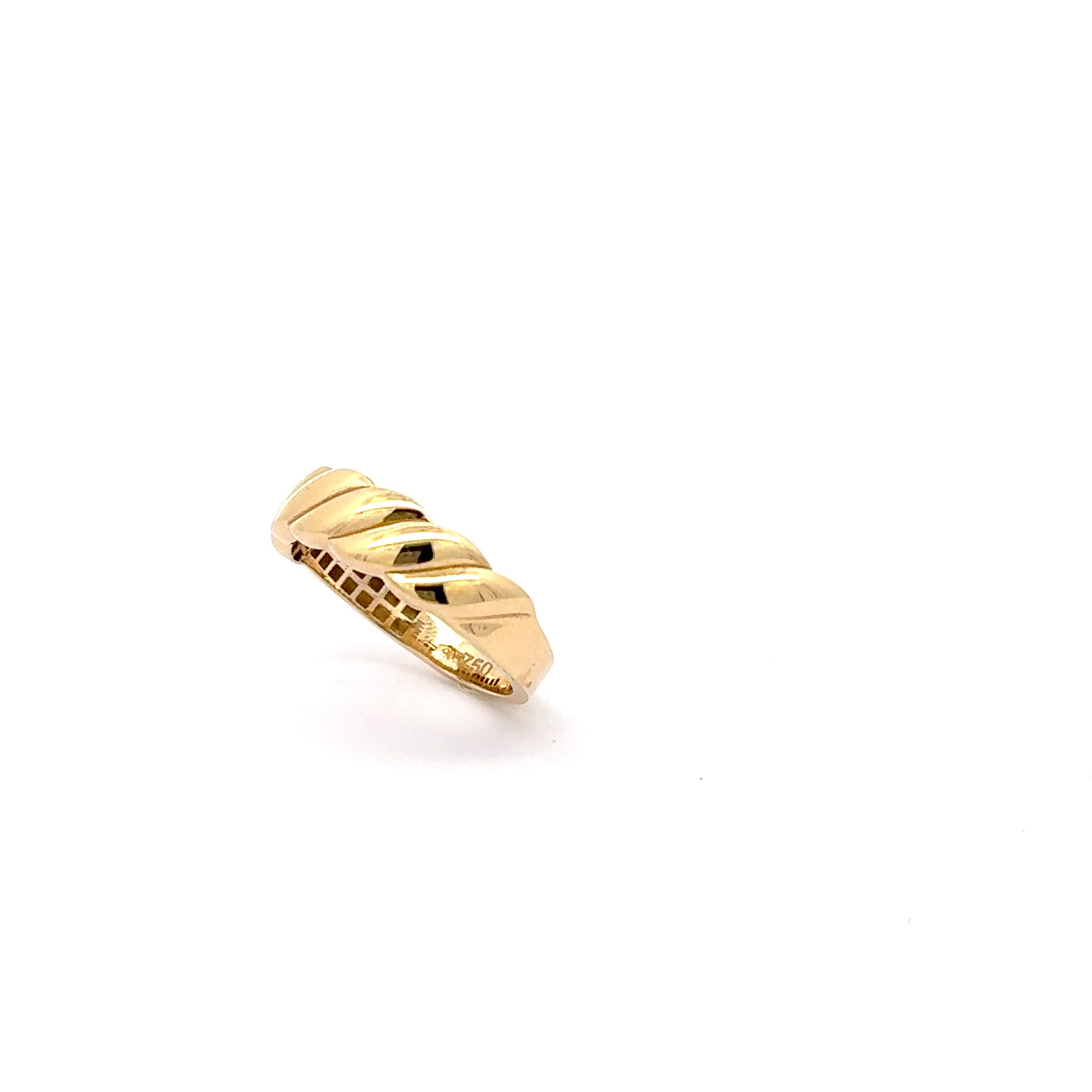 Yellow Gold Twisted Band Ring