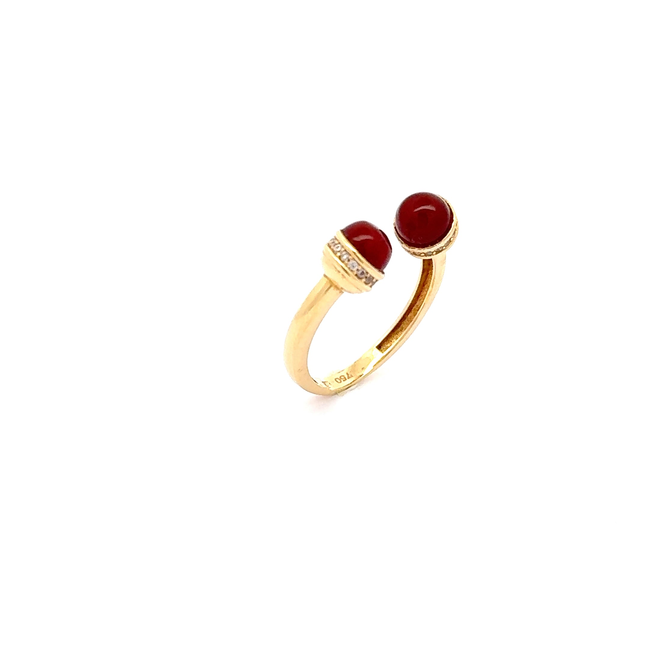 Yellow Gold Multistone Ring with Round Coral Cabochons